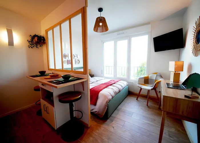 Stosy Gare Apartament Caen